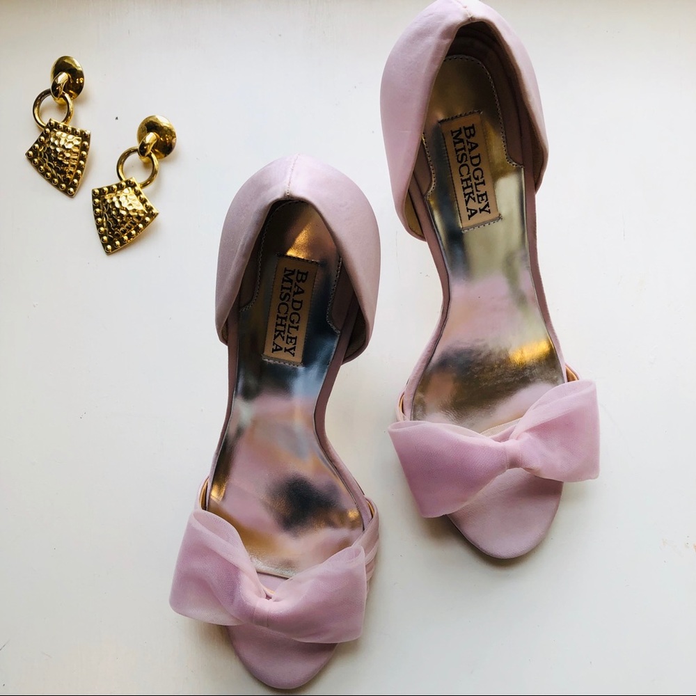 ◽️Badgley Mischka◽️soft pink bow xango heels